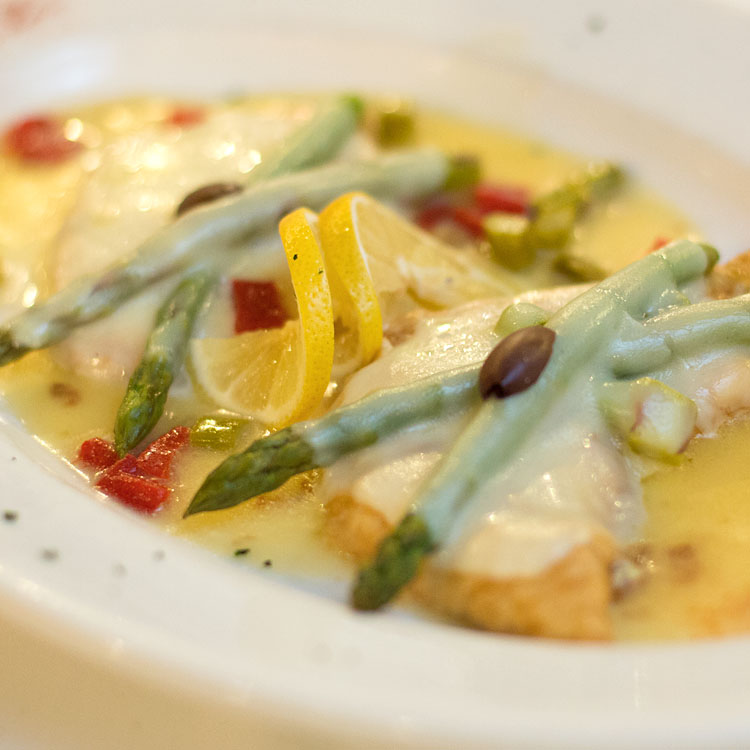 Chicken Picatta with Asparagus